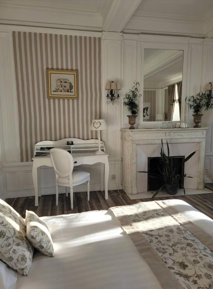 Maison D'Hotes "Les Jardins De Mazamet" 외부 사진